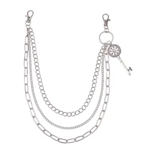 Dreilagige silberne Metall-Hosenkette mit Retro-Schlüsselanhänger und Karabinern