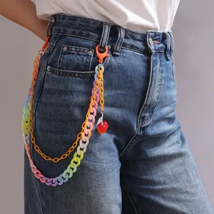 Bunte mehrlagige Acryl-Hosenkette mit Regenbogen-Gliedern und Kirsch-Anhänger