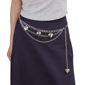 Chaîne de taille multicouche punk argentée pour femmes avec pendentifs en forme de cœur