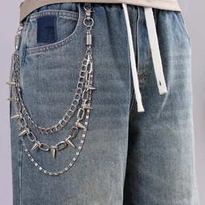 Cadena de pantalones punk de tres capas plateada con remaches y cierres de langosta