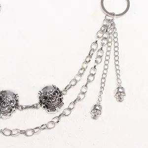Catena per pantaloni con teschio in metallo argento punk con anelli multistrato vintage
