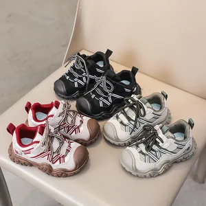 Sneakers traspiranti per bambini con suola spessa antiscivolo in vari colori