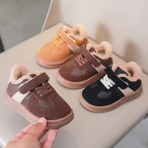 Sneakers Invernali per Bambini in Microfibra Pelle Finta Lana di Agnello Fodera Chiusura a Strappo Scarpe da Esterno Calde Antiscivolo per Ragazzi Ragazze Calzature Imbottite