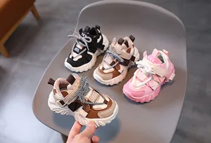 Detail of diverse color styles for children's chunky sneakers with non-slip thick soles