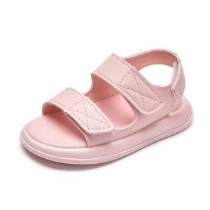 Sandali sportivi da bambino rosa con suola antiscivolo e cinturini in velcro