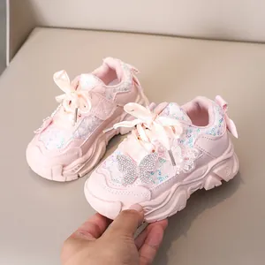 Détails de chaussures roses à paillettes pour fillettes avec papillon en cristal