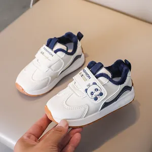 Toddler winter sneakers with fleece lining, panda motif and non-slip rubber soles