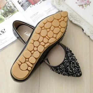 Eleganti ballerine a punta da donna con paillettes nere e suola antiscivolo a motivi frutta