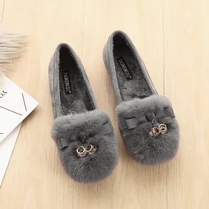 Mocasines de Invierno Cálidos para Mujer Gamuza Sintética Zapatos Planos Con Borde de Piel Sintética Lazo Colgante Bola de Metal