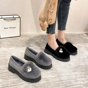 Plush loafers with faux fur and fox ornament in black and grey with thick non-slip soles