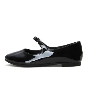 Ballerines Mary Jane classiques en cuir verni noir avec bride et bout rond élégant