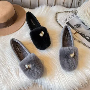 Women's warm plush loafers with faux fur trim, decorative pearls and metal chains