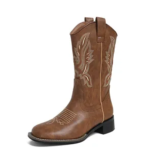 Botas cowboy marrones para mujer con punta cuadrada y detalles bordados vintage