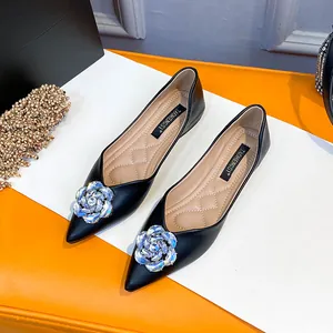 Women Pointed Toe Flat Shoes French Style Microfiber Leather Loafers With Rhinestone Flower Elegant Wedding Party Shoes