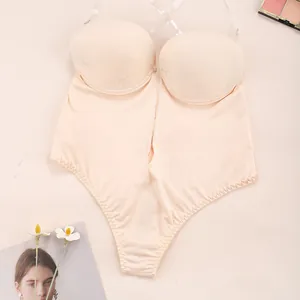 Body beige con profondo scollo a V sulla schiena, ferretto e spalline trasparenti
