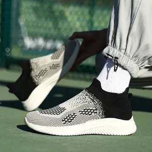 Breathable knit platform sneakers with black and white diamond pattern for outdoor sports