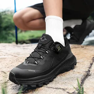 Men's outdoor hiking shoes with breathable mesh and quick rotary lacing system