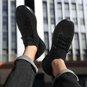Baskets décontractées en maille noire pour hommes, idéales pour la marche et le plein air