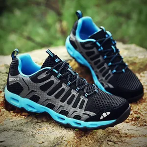 Ademende mesh outdoor wandelschoenen voor koppels in zwart en hemelsblauw sportief