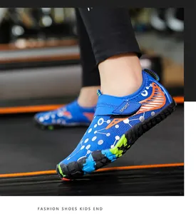 Detail of kids quick-dry water shoe with anti-slip rubber sole for treadmill running