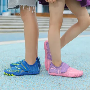 Zapatos de Agua de Secado Rápido para Niños Zapatillas de Vadeo Antideslizantes para Playa Piscina Deportes Niños Niñas Velcro Transpirables Suela Blanda