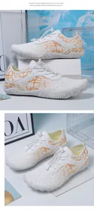 Détails des chaussures aquatiques en mesh avec motif orange et fermeture à cordon rapide