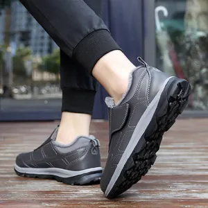 Men's winter lightweight walking shoes in dark grey leather with warm faux fur lining