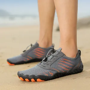 Breathable men's quick-dry water shoes with non-slip rubber sole and five-toe protection