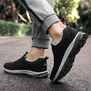 Chaussures de Marche Antidérapantes pour Femmes Seniors Baskets en Maille Respirante Doublure en Peluche Chaude Semelle en Caoutchouc Chaussures Décontractées Seniors
