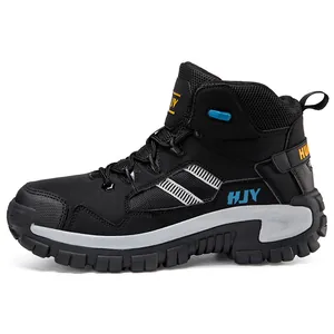Scarpe da trekking uomo in tessuto nero opaco con mesh traspirante e suola antiscivolo