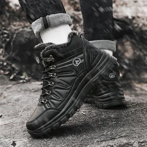 Botas de montaña negras para hombre con forro polar cálido y suela de goma rugosa