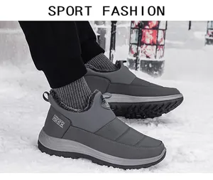 Détail de la botte de neige imperméable avec doublure chaude et semelle antidérapante