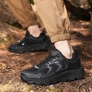 Chaussures de randonnée noires pour hommes avec maille respirante et semelles antidérapantes