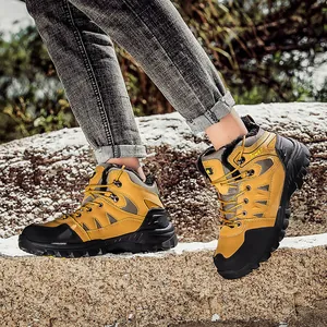 Winter outdoor high-top thermal hiking boots with warm fleece lining and non-slip soles