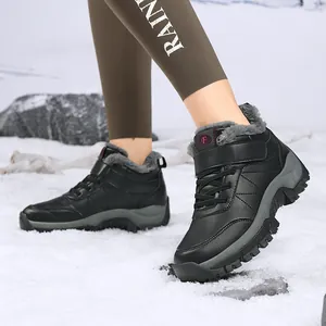 Bottes de neige montantes noires imperméables avec doublure fourrée et semelles