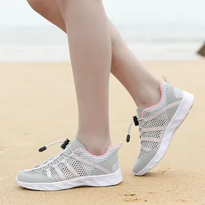 Scarpe da Scoglio ad Asciugatura Rapida per Uomo Donna Sandali Sportivi all'Aperto in Mesh Traspirante Scarpe da Spiaggia Leggere Antiscivolo