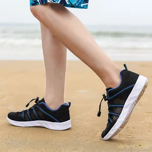 Scarpe da scoglio in rete traspirante con coulisse e suola in gomma antiscivolo per spiaggia
