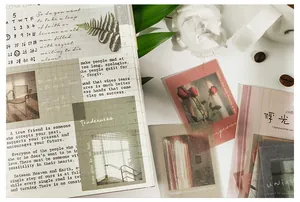 Makro-Detail von Washi-Stickern im Vintage-Filmstil mit Ästhetik und Zitaten