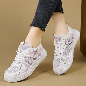 Chaussures de Course en Maille Respirante pour Femmes UV Réactif Photochromique Semelle Épaisse Baskets de Mode Décontractées Chaussures de Sport Noctilucentes