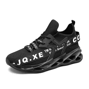 Ademende zwarte mesh hardloopschoenen voor heren met stijlvolle holle zool
