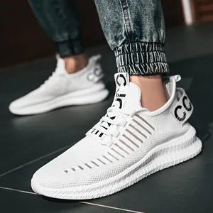 Chaussures de Course en Maille Ultra Légères et Respirantes pour Hommes Baskets Basses Décontractées pour Jogging Marche Sport Plein Air Quotidien