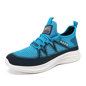 Atmungsaktive Mesh-Sneaker 2025 in Blau mit dicker weißer Dämpfungssohle