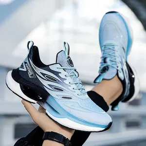 Zapatillas running modernas en azul degradado para hombre y mujer con malla transpirable