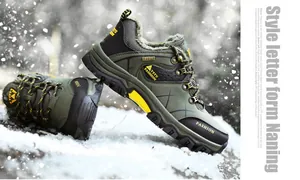Botas de senderismo de invierno verde militar con forro de felpa cálida en la nieve