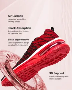 Dettaglio della suola ammortizzata ad aria sulle scarpe da corsa in mesh traspirante