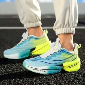 2025 breathable running shoe with gradient blue-yellow mesh and rotary buckle closure