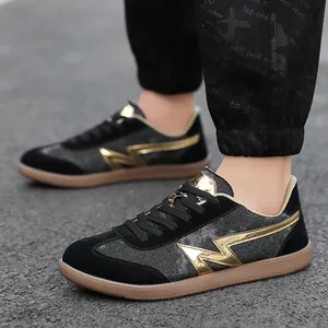 Unisex Retro Patchwork Low Top Sneakers Casual Board Shoes Gum Sole Flat Training Shoes for Men Women Daily Versatile
