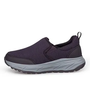 Donkerpaarse ademende mesh wandelschoenen voor ouderen met slip-on design en dikke EVA-zool
