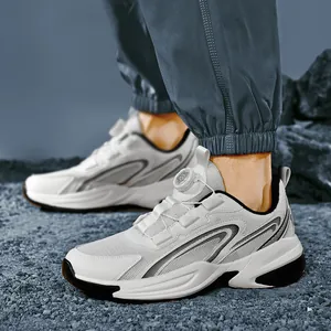 Heren Ademende Mesh Hardloopschoenen Met Draaiknop Sluiting Lichtgewicht Antislip Sportieve Sneakers Voor Outdoor Joggen Tieners