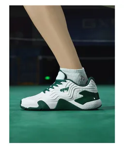 Détails de chaussures de badminton élégantes blanc et vert avec mesh respirant au style rétro